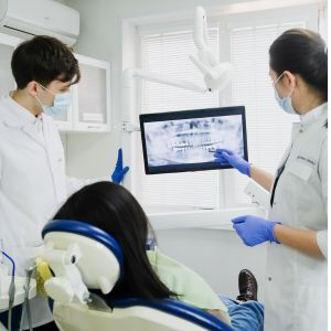 dental clinic in al quoz